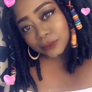 Meet your Posher, Krystal